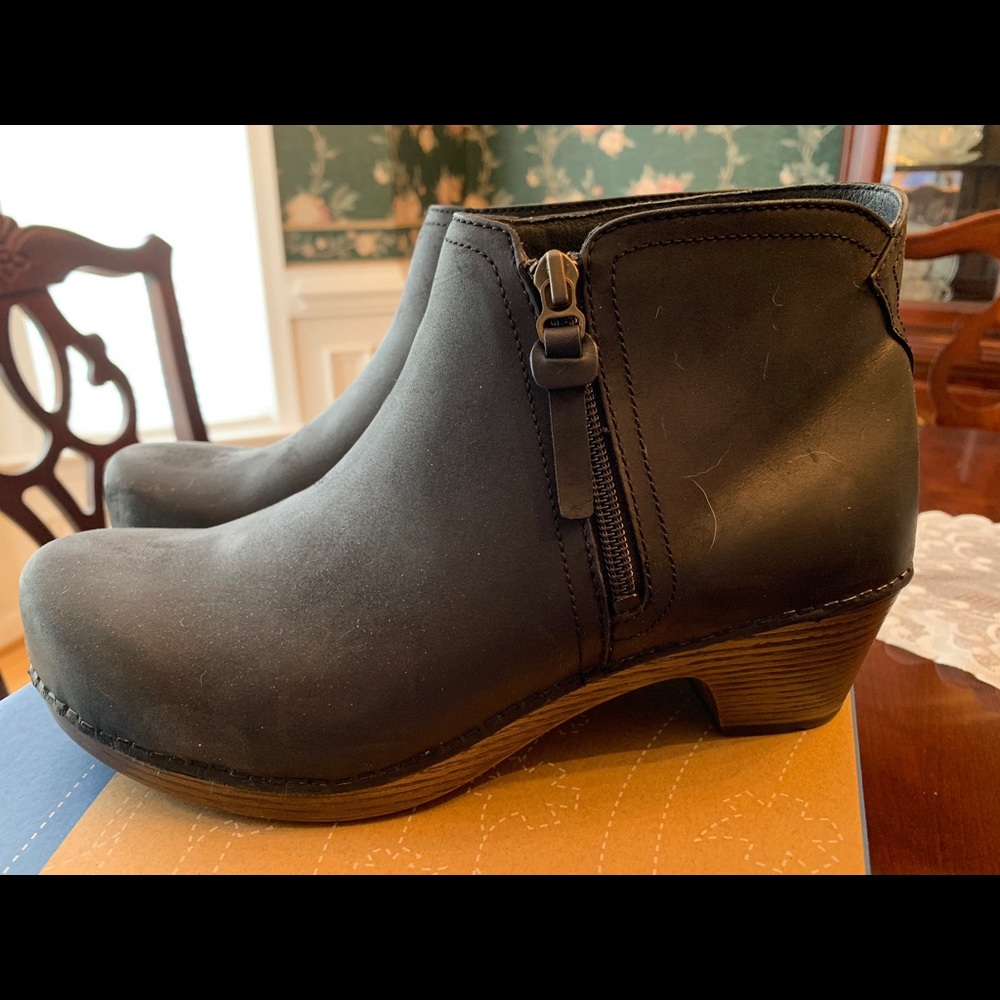 The Walking Company Ankle Boots Size 40